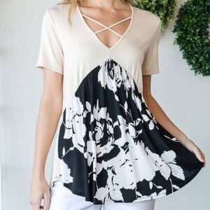 HEIMISH USA Women's Cream and Black Floral V-Neck Top